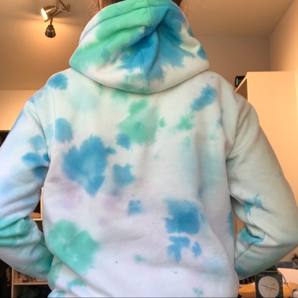 Tie dye hoodie!! - Picture 2 of 4